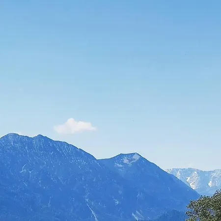 Gemuetliches Garten-apartment Mit Bergblick Apartamento *