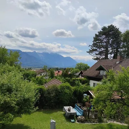 Gemuetliches Garten-apartment Mit Bergblick Apartamento