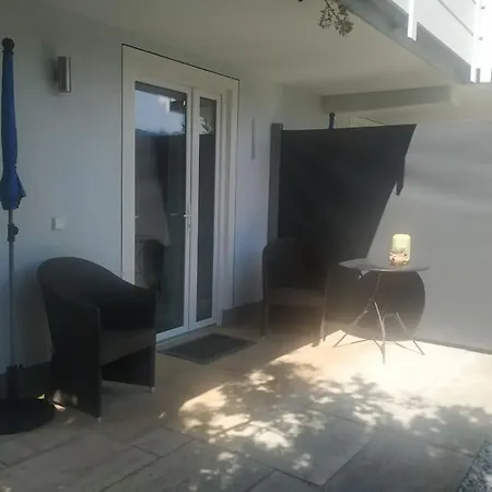 Gemuetliches Garten-apartment Mit Bergblick Lejlighed
