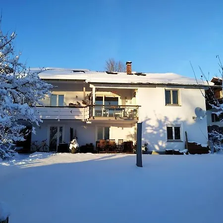 Gemuetliches Garten-apartment Mit Bergblick Lejlighed *